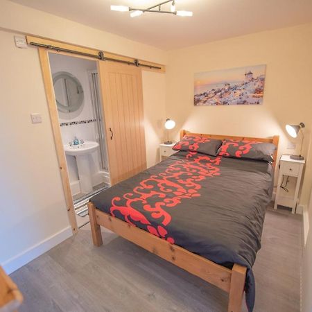 Modern Apartment In Town Centre Skipton Exterior foto